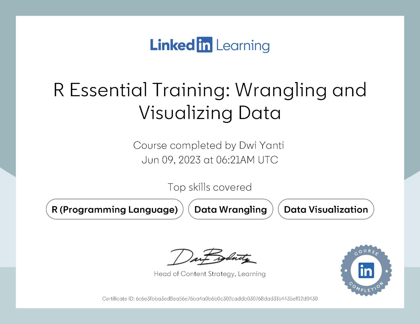 R Essential Visualizing Data